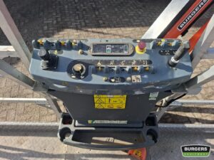 JLG 660SJ
