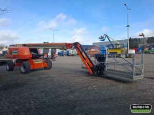 JLG 660SJ