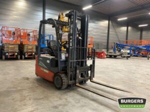 Heli Heftruck CPD18S