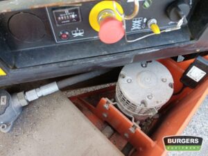 JLG R4045