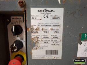 Skyjack SJ16