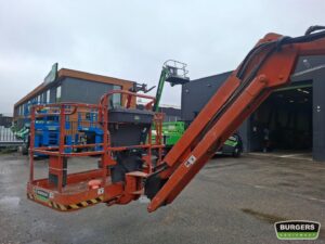 JLG 800AJ