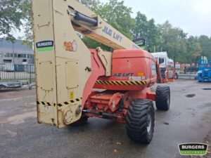 JLG 800AJ